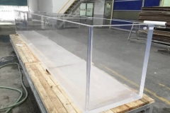 Kerangka-kolam-renang-dari-akrilik-FILEminimizer