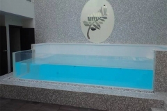 Kolam-renang-akrilik-bening-murah-di-surabaya-FILEminimizer